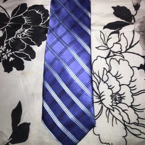 Mens Micheal Khors Blue silk tie